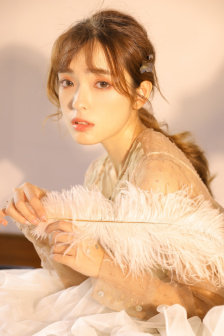 女生腋毛旺盛是什么原因